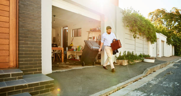 Best Garage Cleanout Services  in Southaven, MS